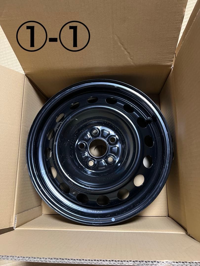 シエンタ 10系　15インチスチールホイール　①