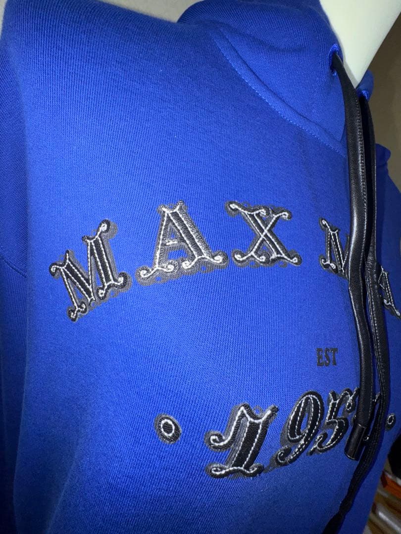 ME☆...BA様の予約MAX MARA フード付きパーカー 青