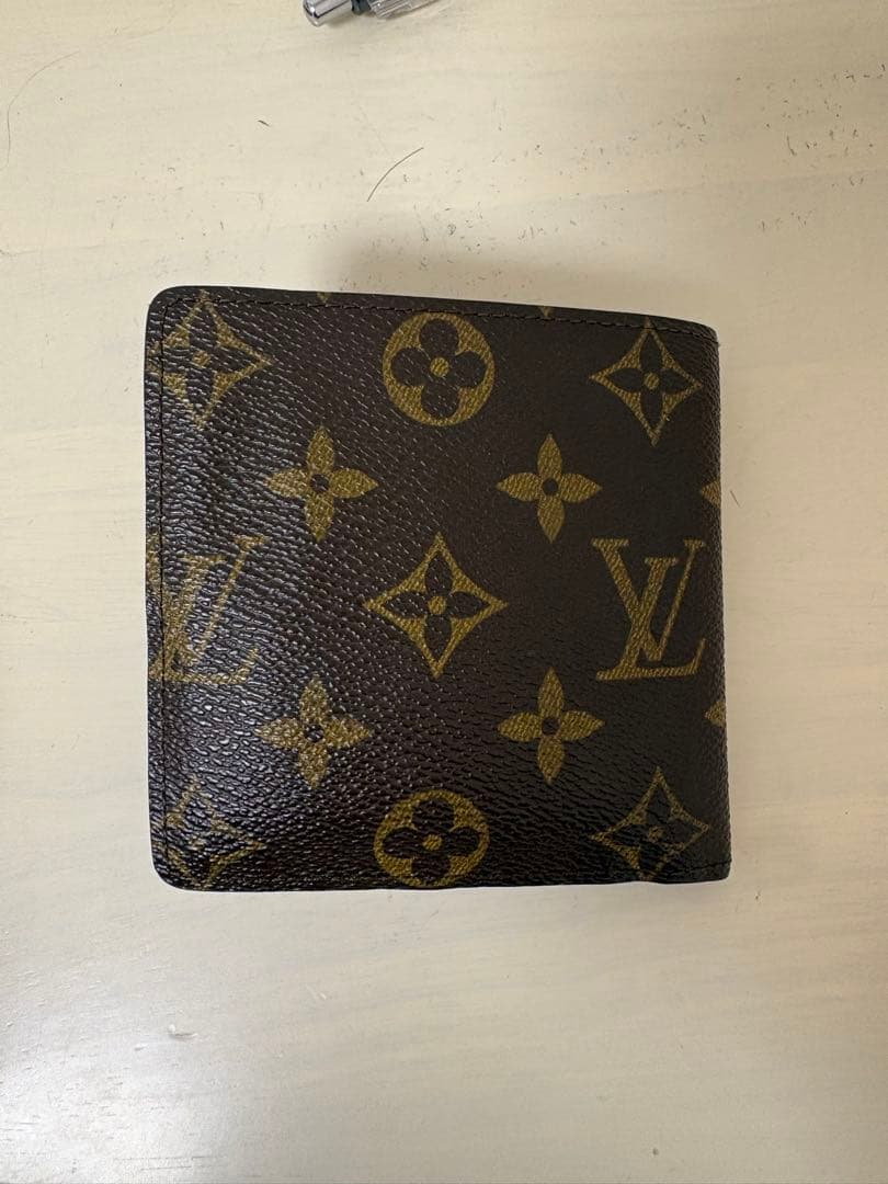 Louis Vuitton モノグラム 二つ折り財布 made in spain