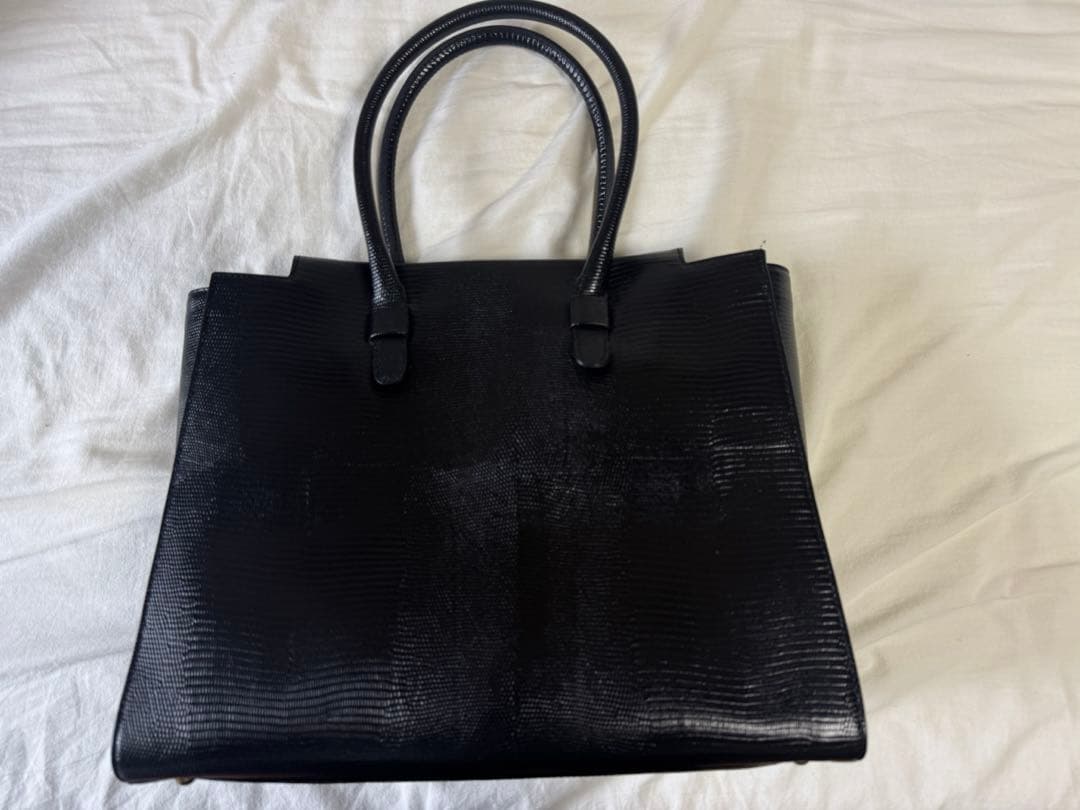 トフアンドロードストーン レディライトトート リザード　ブラック