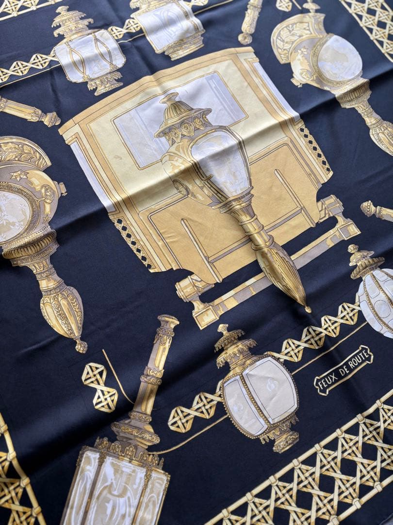 エルメス HERMES カレ90 FEUX DE ROUTE 馬車のランタン