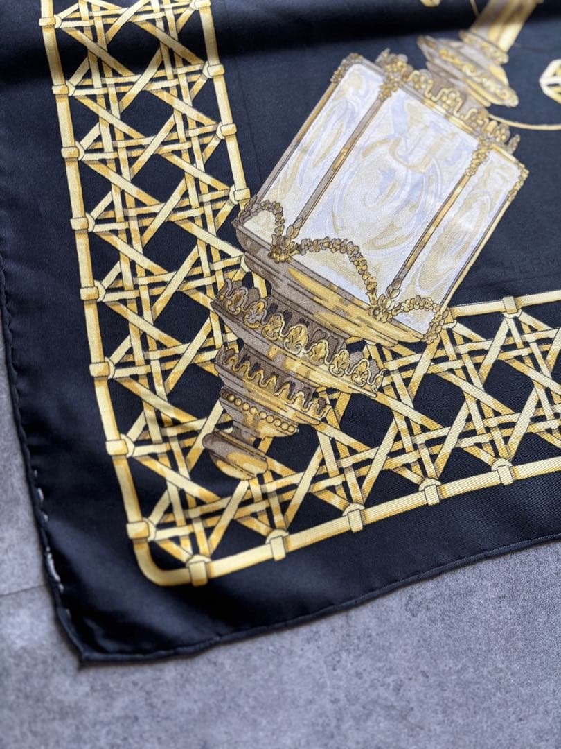 エルメス HERMES カレ90 FEUX DE ROUTE 馬車のランタン