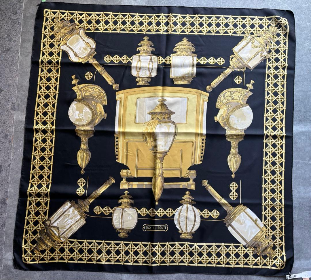 エルメス HERMES カレ90 FEUX DE ROUTE 馬車のランタン