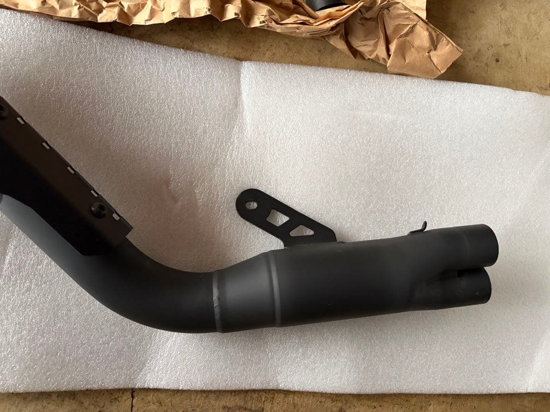 レブル1100用 モリワキ クロスツインフルエキゾースト ブラック