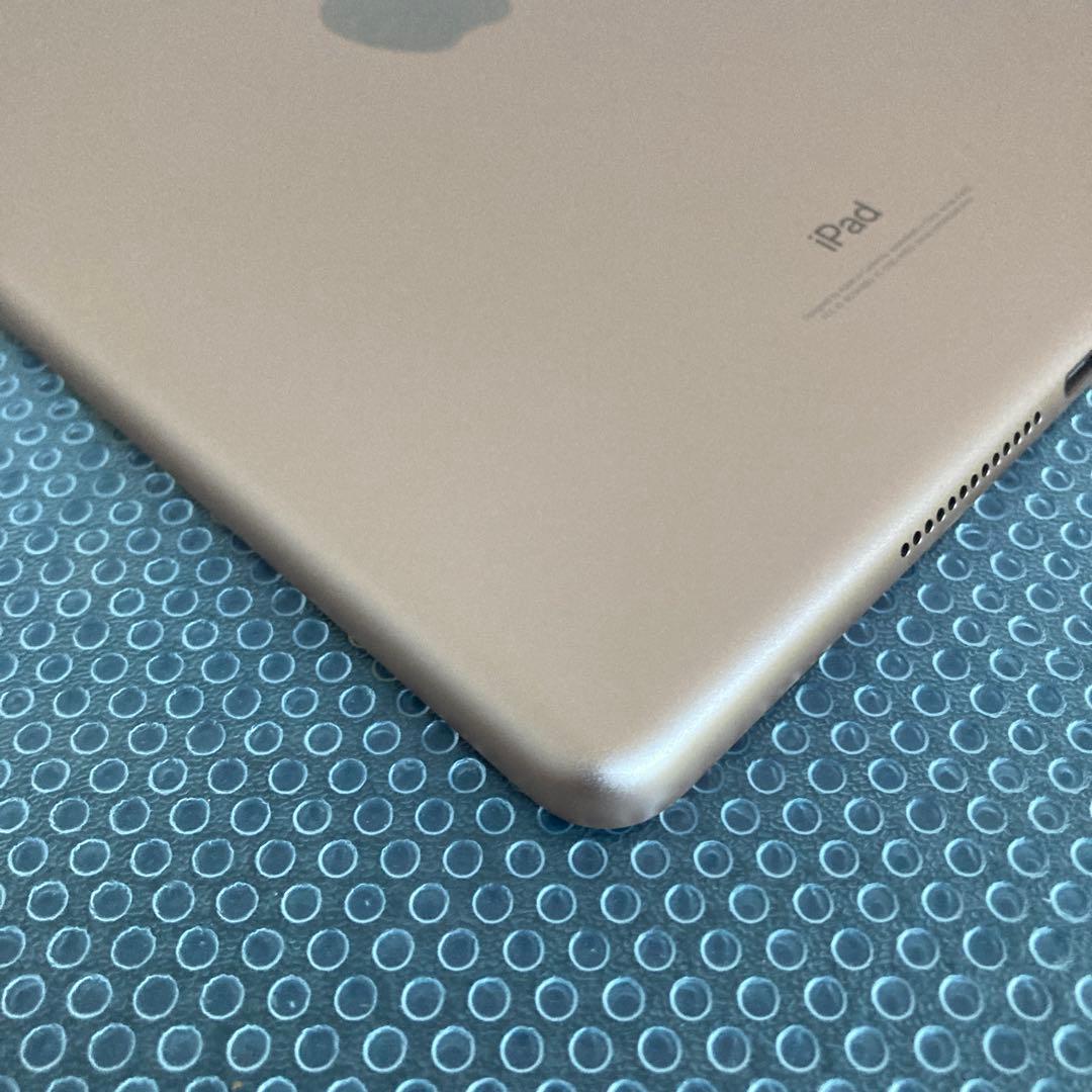 3945【早い者勝ち】美品☆iPad6 第6世代 32GB WIFIモデル☆