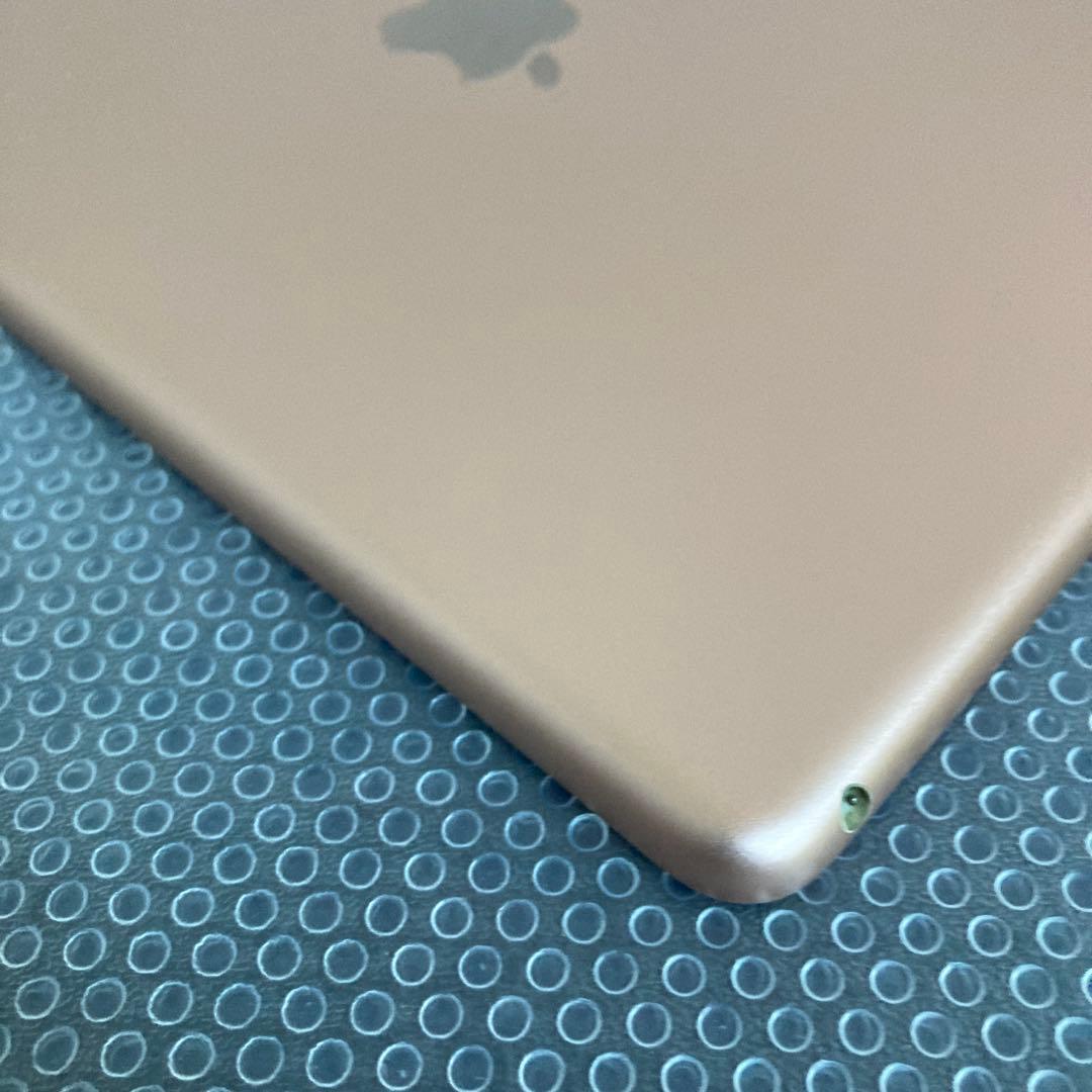 3945【早い者勝ち】美品☆iPad6 第6世代 32GB WIFIモデル☆