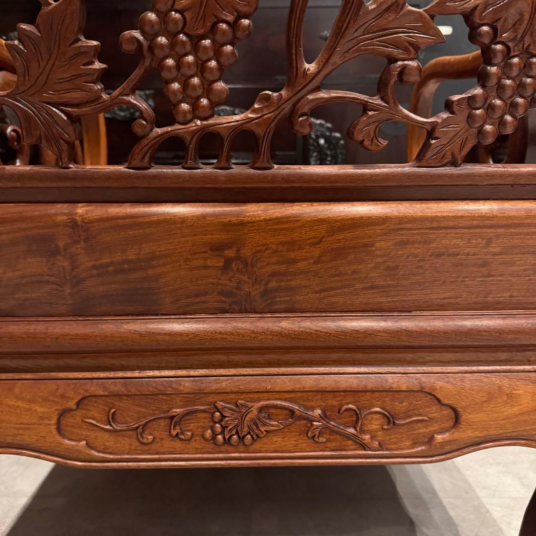 【豪華】花梨材 アームチェア 葡萄柄彫 ブドウ柄 アジアンヴィンテージ 在庫2脚