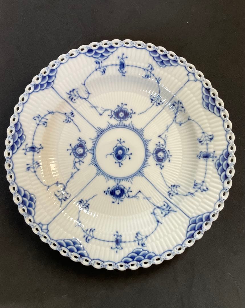 コペンハーゲン　ブルーフルーテッド フルレース プレート 25cm ②