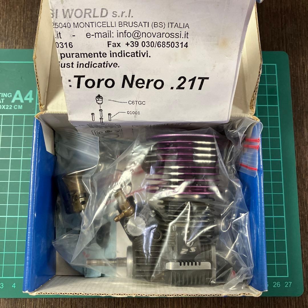 ノバロッシTORONERO 中古　ラジコンエンジン