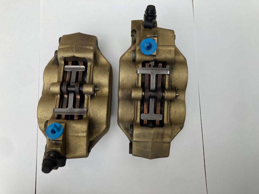 bremboブレーキキャリパーゴールド4ポット40mm 2セット ブレーキホース