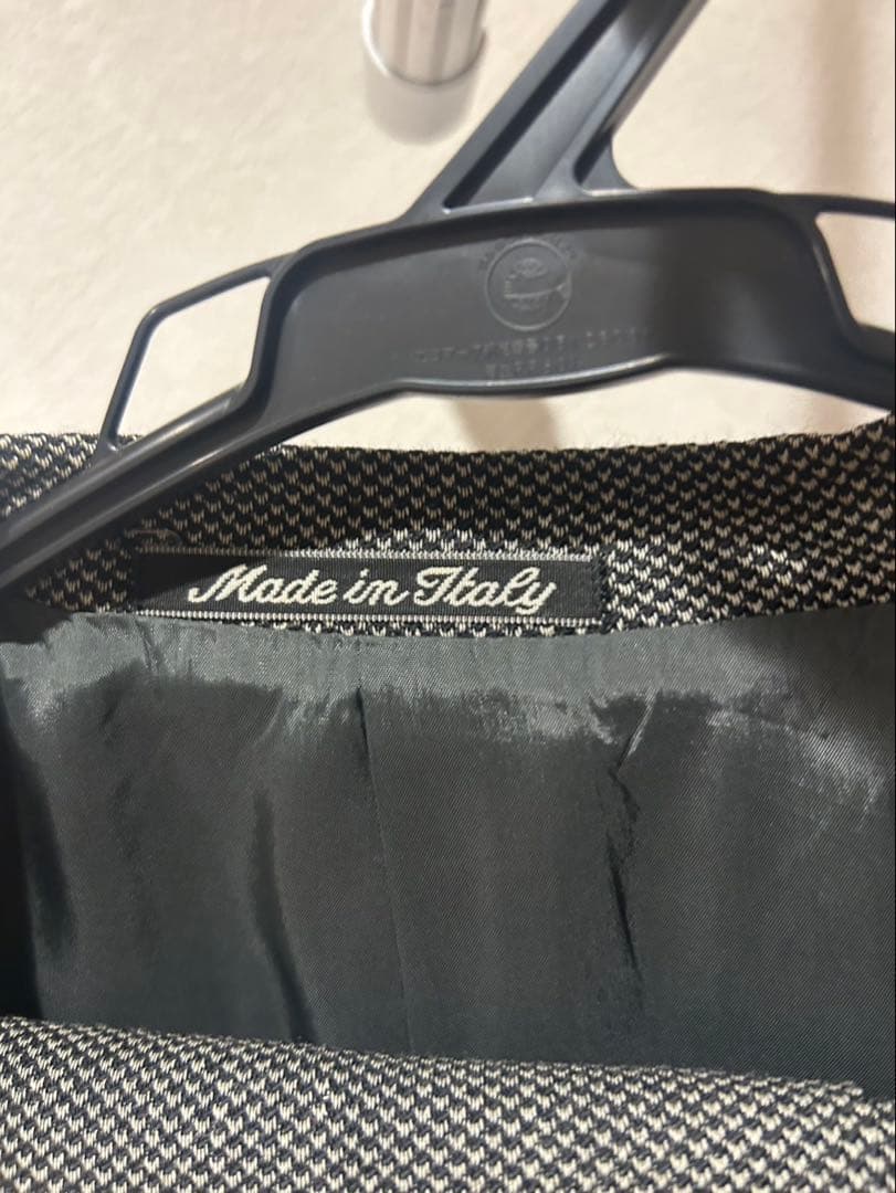 ジョルジオ・アルマーニ　スーツ