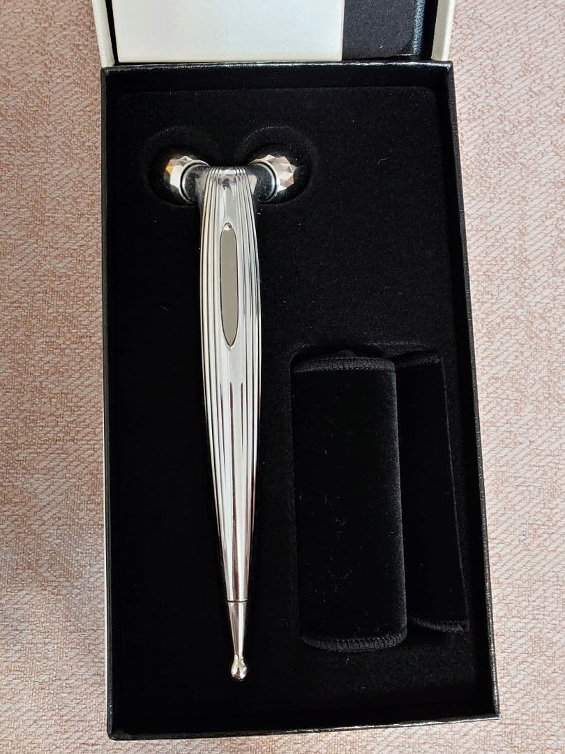 新品 ReFa S CARAT RAY リファ エス カラット レイ シルバー