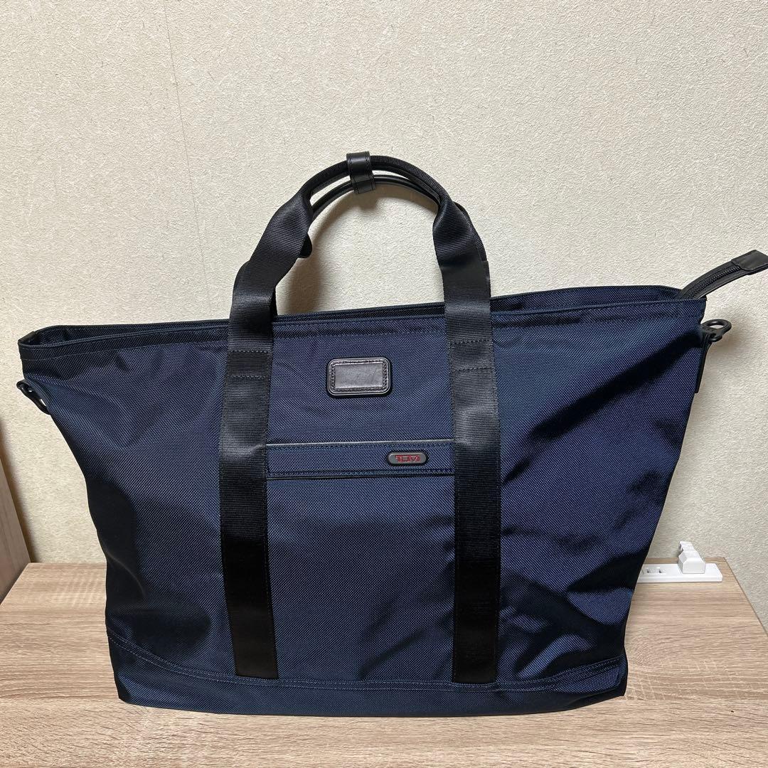 TUMI CARRY ALL TOTE ボストンバッグ