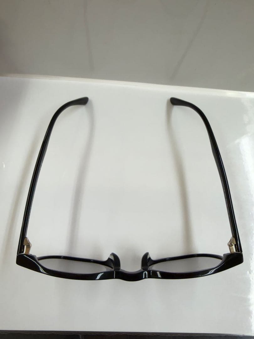 TOM FORD TF5680-F-B 001 ライトグレー サングラス