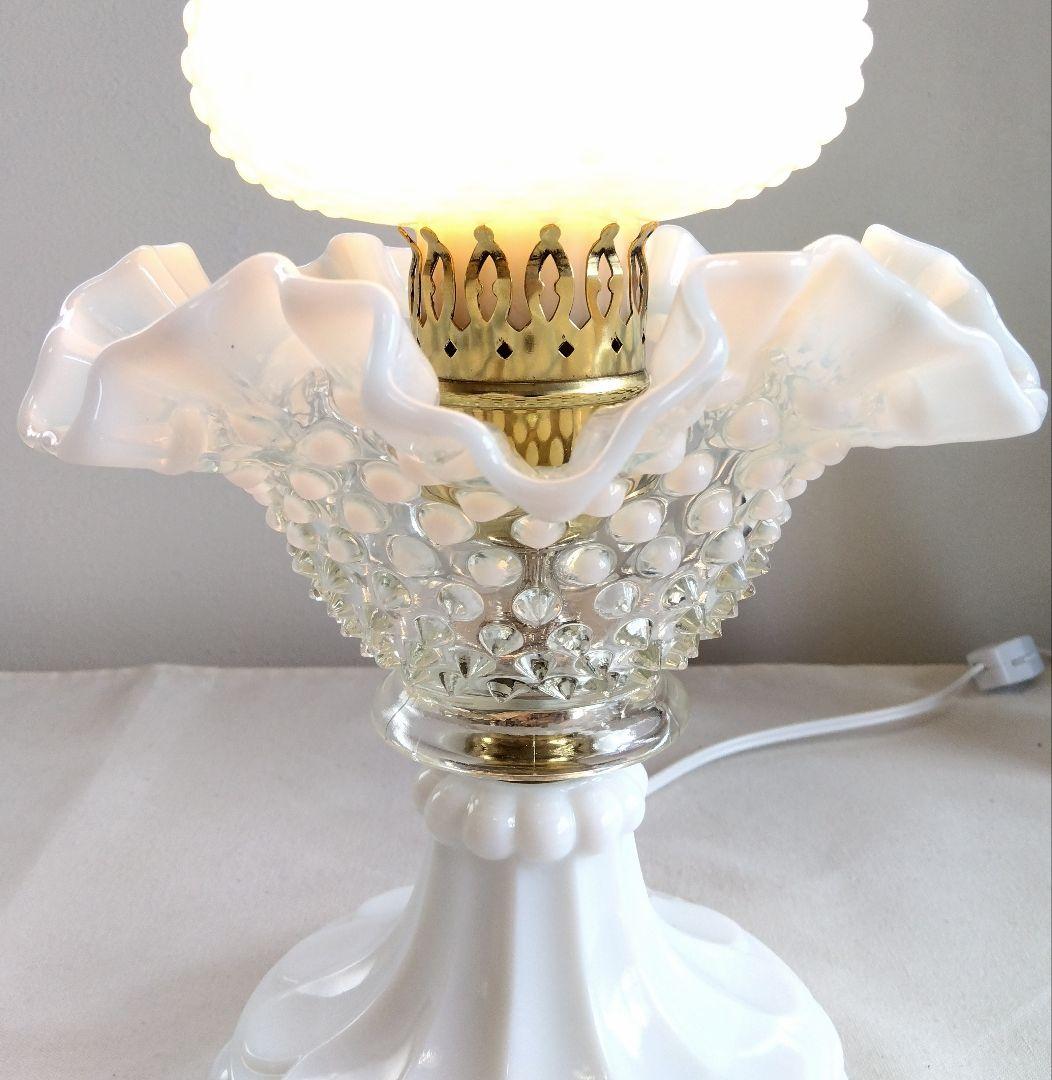 ☆フェントン ミルクガラス テーブルランプ オパールセント