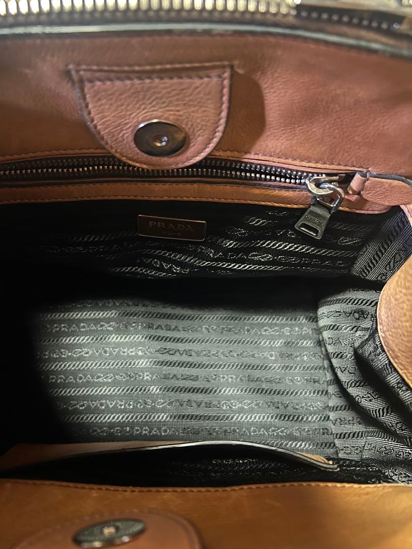 まろ工房さん専用　PRADA 2ウエイトートバック革　キャメル