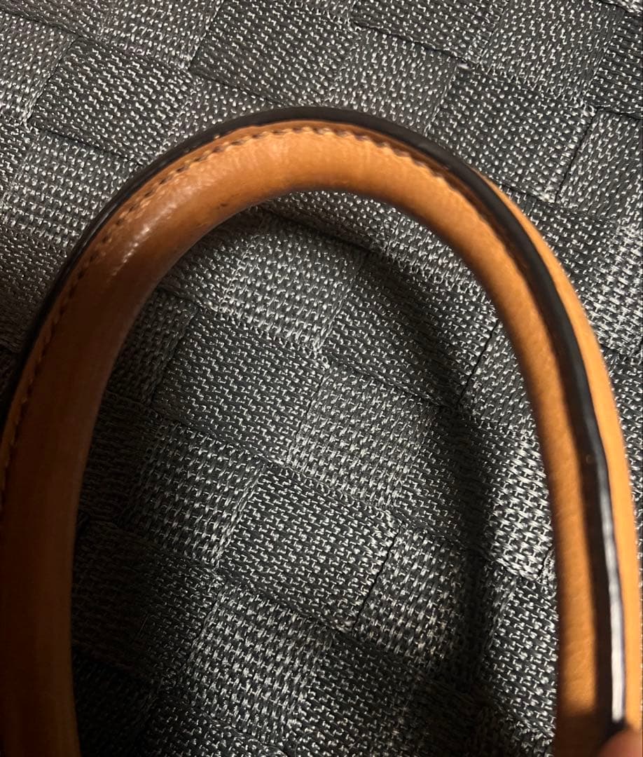 まろ工房さん専用　PRADA 2ウエイトートバック革　キャメル