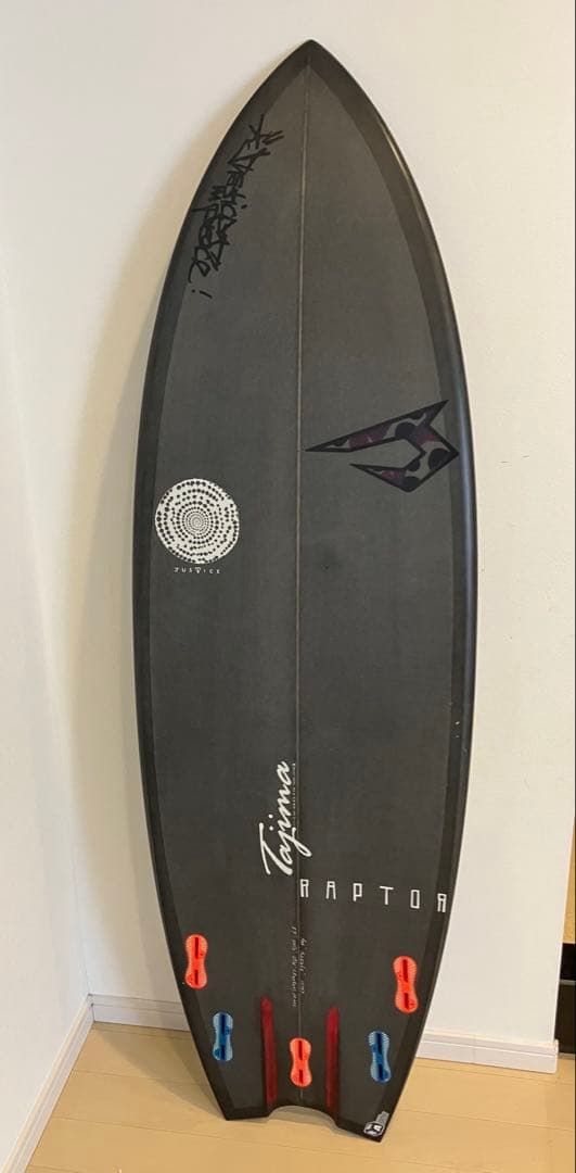 ジャスティスサーフボード　RAPTORモデル ハードケース付き　フィン無し