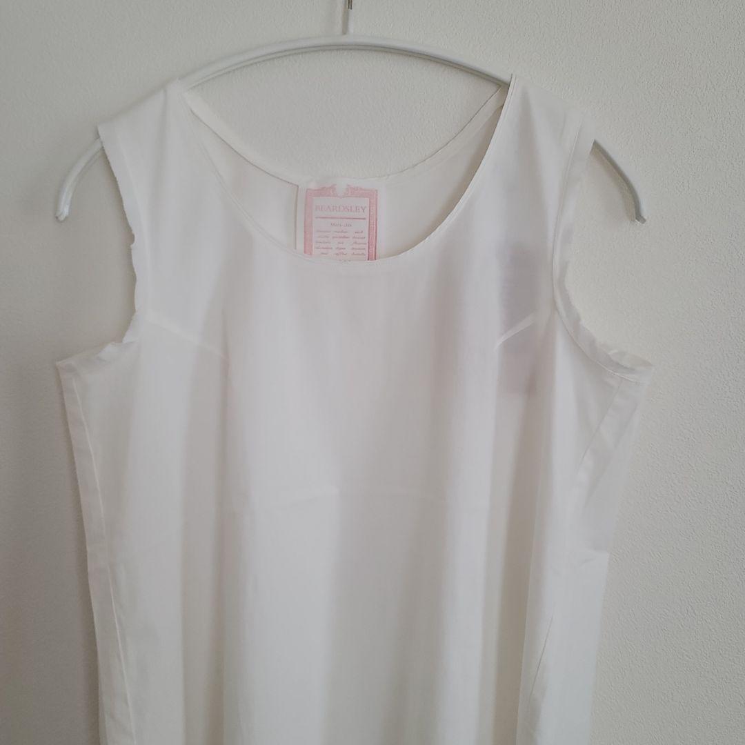 【新品タグ付き】ビアズリー BEARDSLEY シャツタンク ホワイト 0サイズ