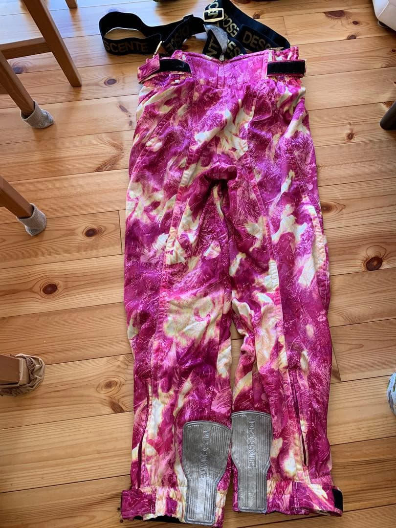 DESCENTE スキーウェア　ピンク　上下セット　レトロ