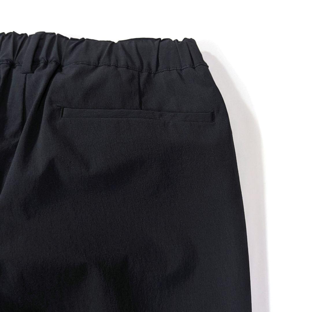 未使用級★BY 360 MASTER　1プリーツ　テーパードイージーパンツ　黒