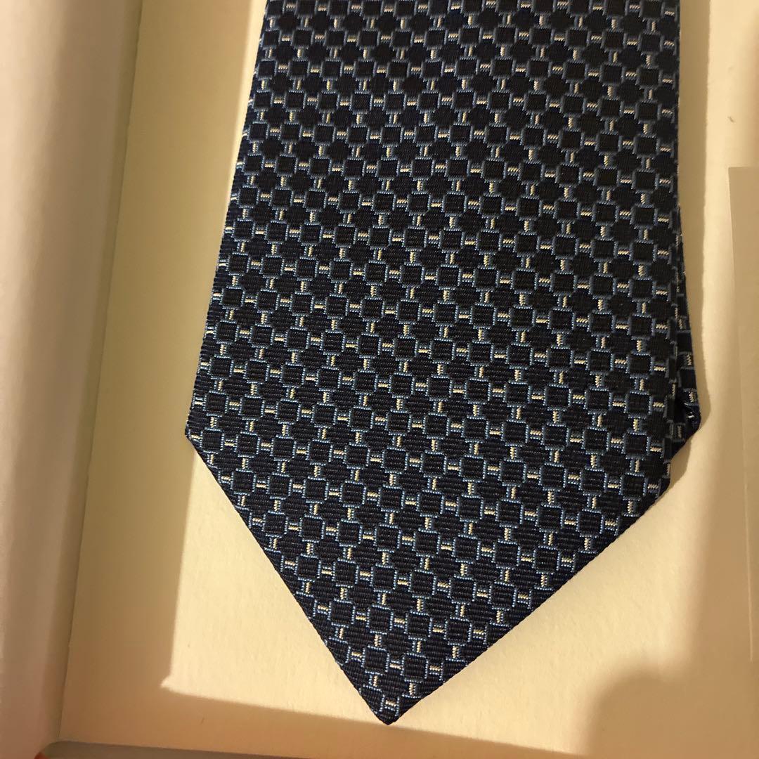 未使用HERMES ネイビー 幾何学模様 ネクタイ