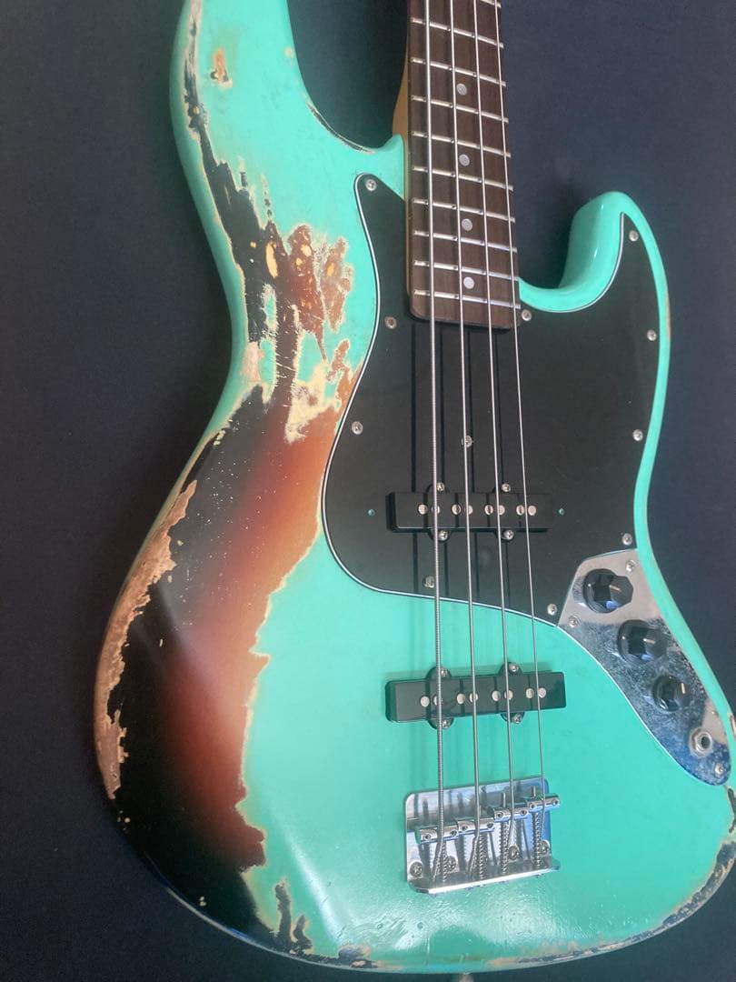 早い者勝ち　#15ジャズベースタイプ ニトロセルロースラッカー塗装