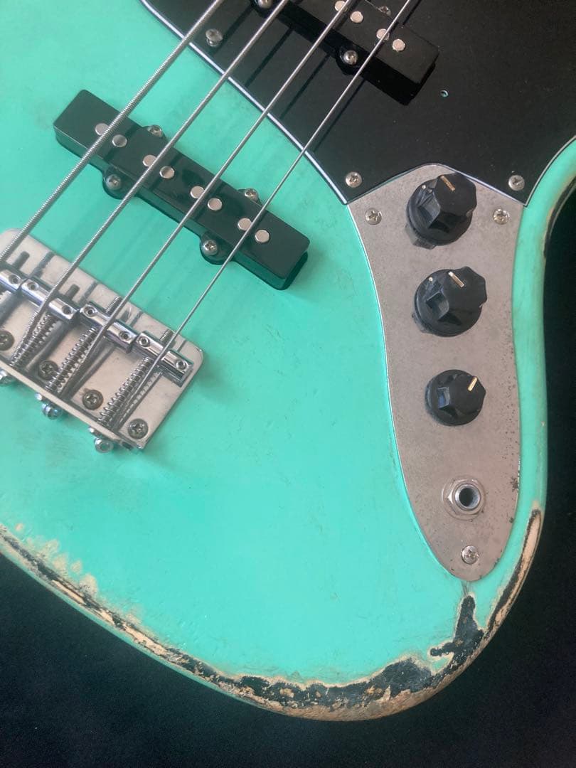 早い者勝ち　#15ジャズベースタイプ ニトロセルロースラッカー塗装