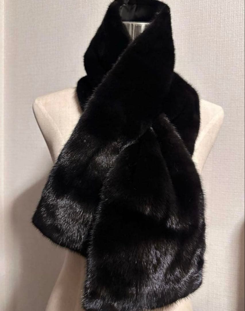 ベルベットブラックミンク　マフラー
