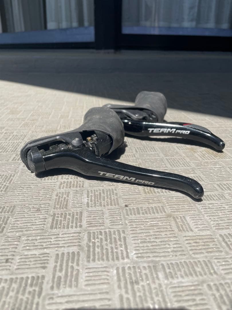 シクロクロスシーズン前にTEAM PRO シフター ブラック