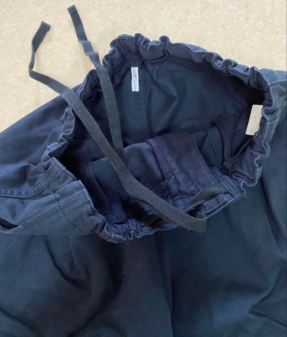 ゴーシュ カツラギ テーパード スリムイージー パンツ ネイビー