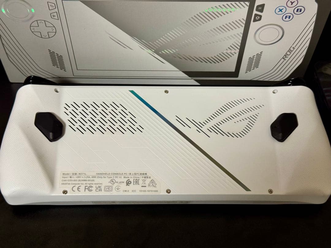 【実品】ASUS ROG Ally z1 extreme 16GB 512GB