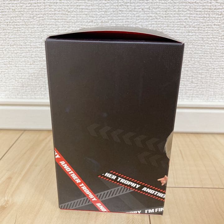 【新品】防弾少年団 BTS TINYTAN MIC DROP FIGURE