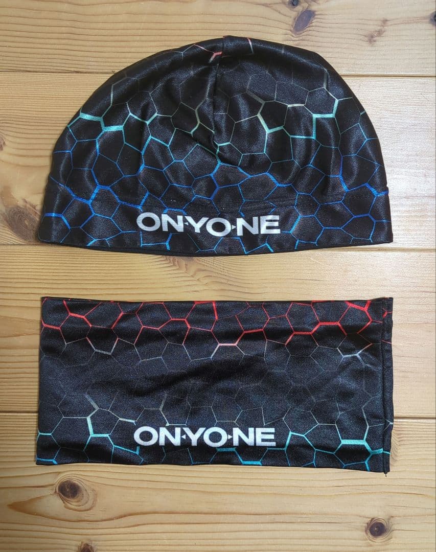 オンヨネ　クロスカントリースキー　ツーピース　キャップ　ヘアバンド　ベスト