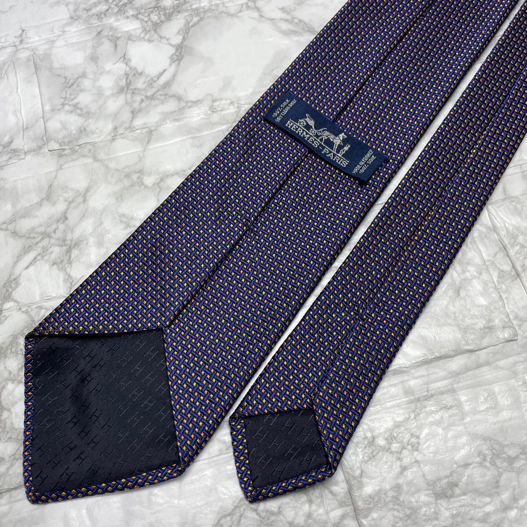 エルメス　HERMES ネクタイ　ソリッドタイ　無地　スーツ　セットアップ