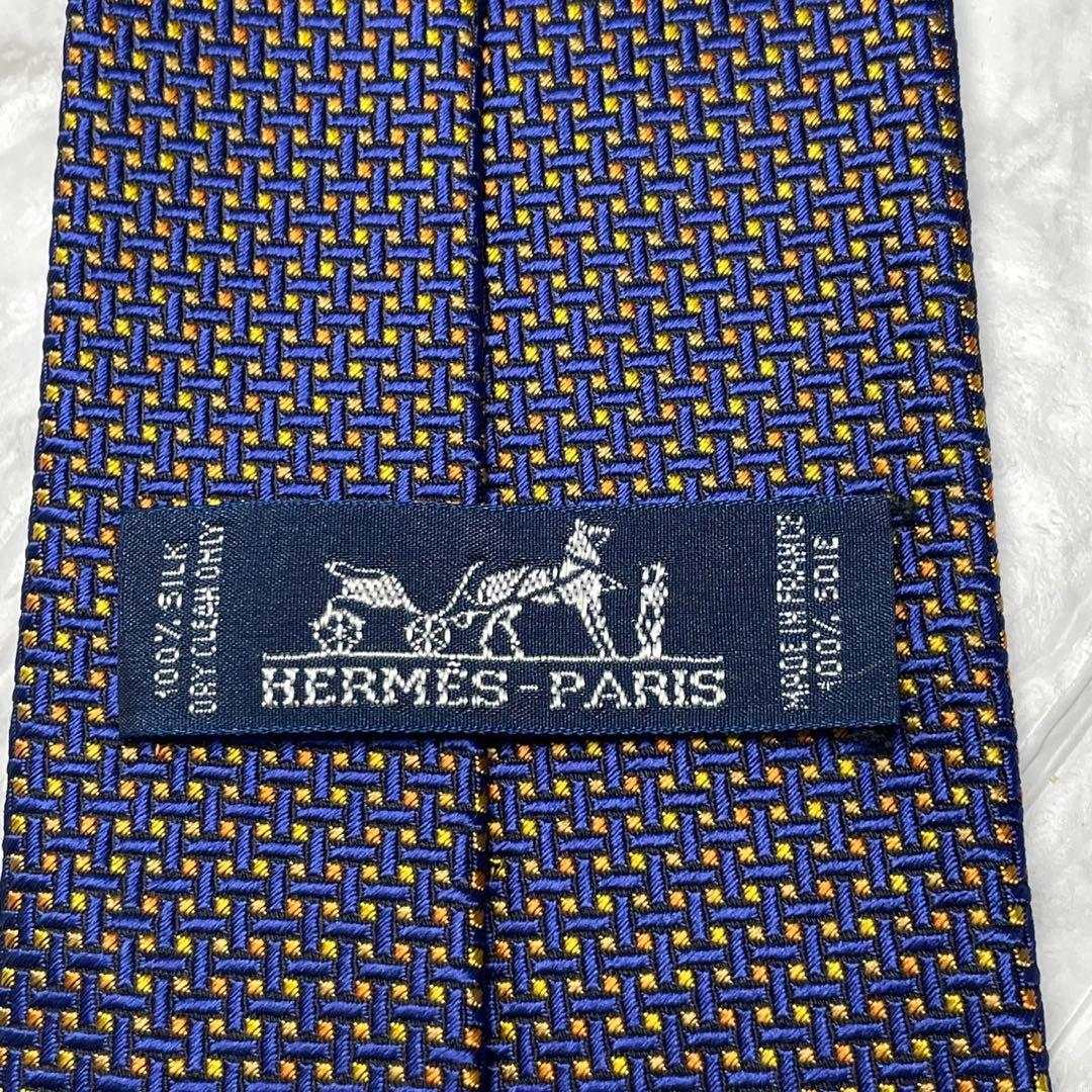 エルメス　HERMES ネクタイ　ソリッドタイ　無地　スーツ　セットアップ