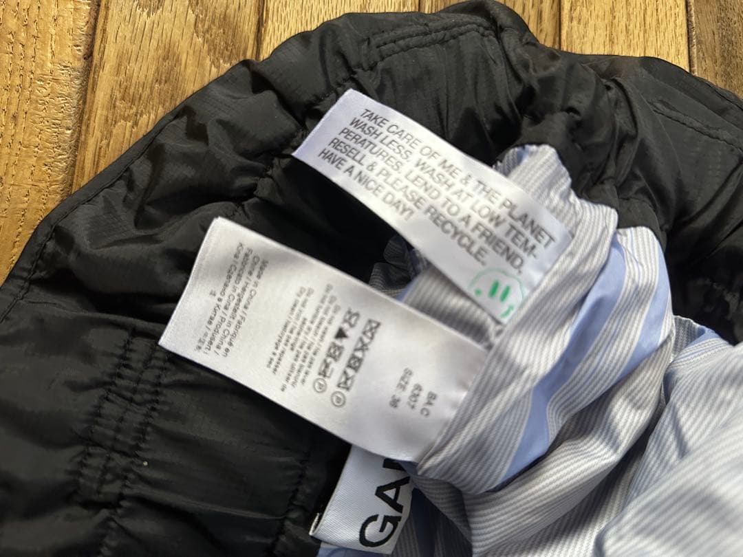 GANNI キルティングショートパンツ