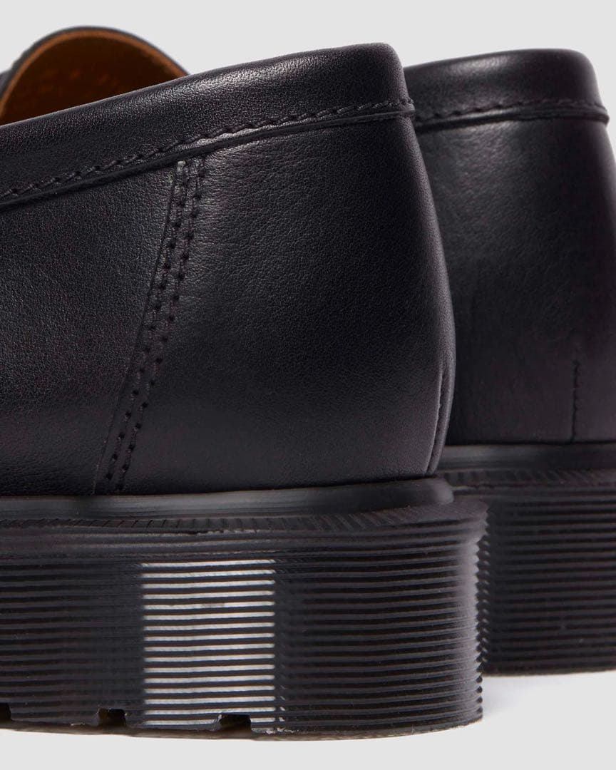 MIE PENTON ローファー（メンテナンス用純正ワンダーバルサムをセットで）