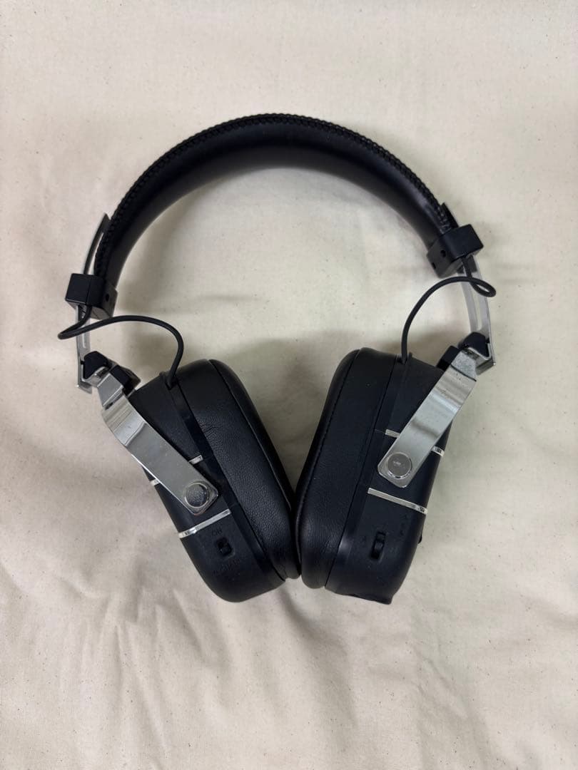 ヘッドホン BOSS WAZA-AIR