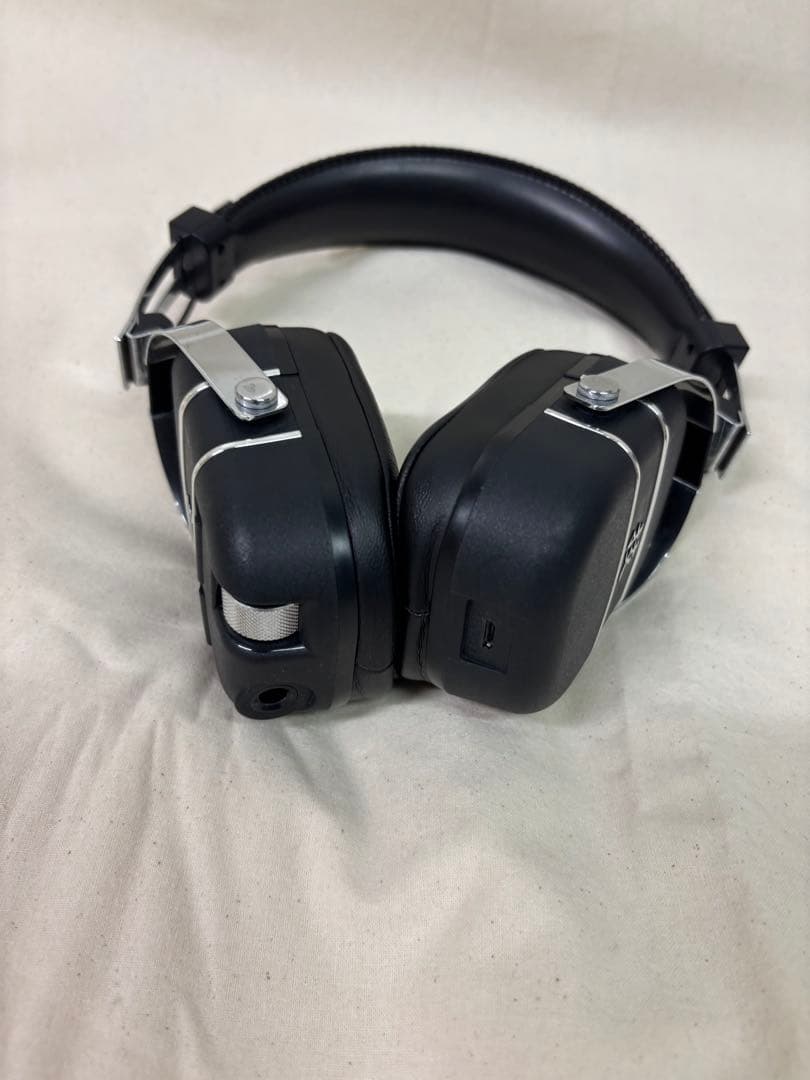 ヘッドホン BOSS WAZA-AIR