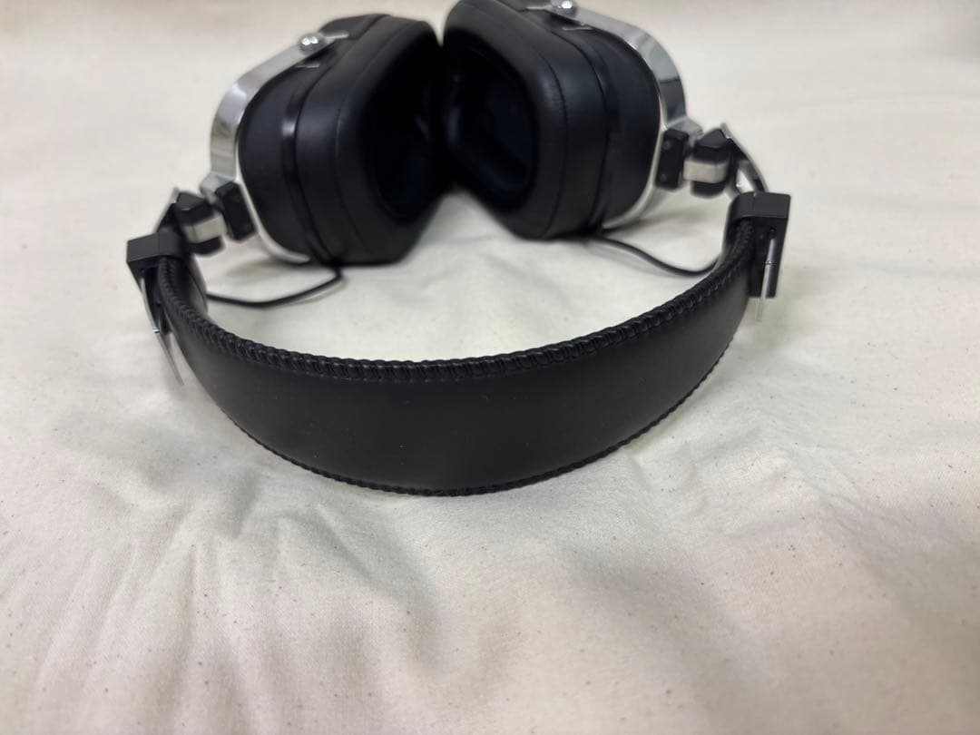 ヘッドホン BOSS WAZA-AIR