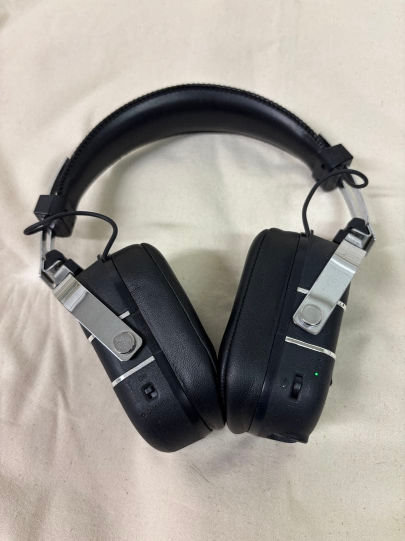 ヘッドホン BOSS WAZA-AIR