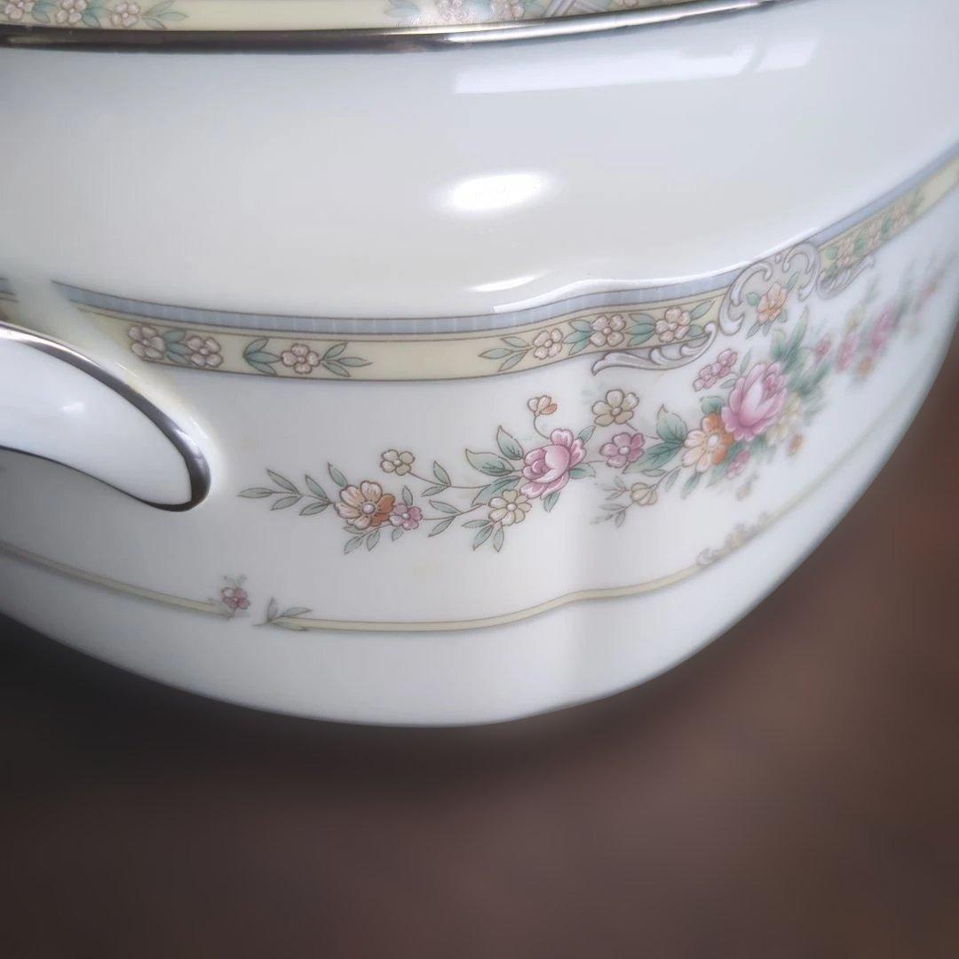 Noritake キャセロール　 蓋付ボウル　 シェナンドー　薔薇　銀縁