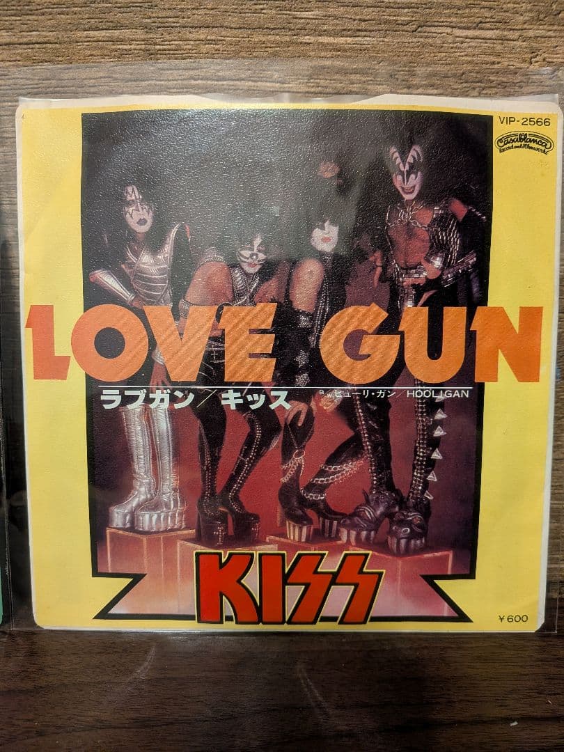 クワイエットライオット(QUIET RIOT) & KISSレコードセットEP盤