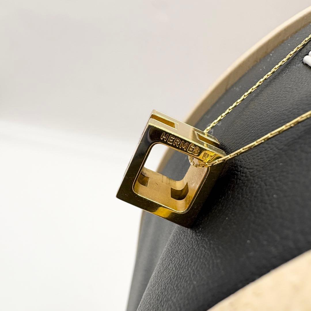 HERMES エルメス　H ロゴ　ペンダント ネックレス　オレンジ　ゴールド