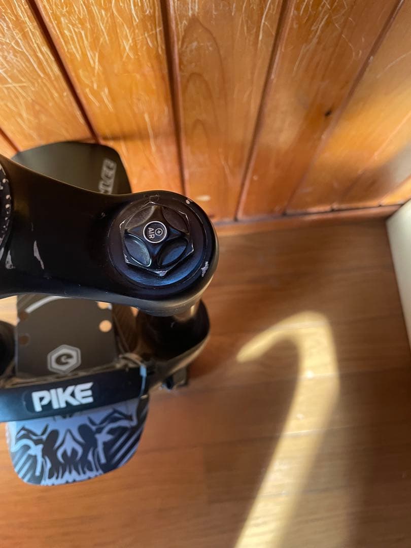 パーツ rock shox pike