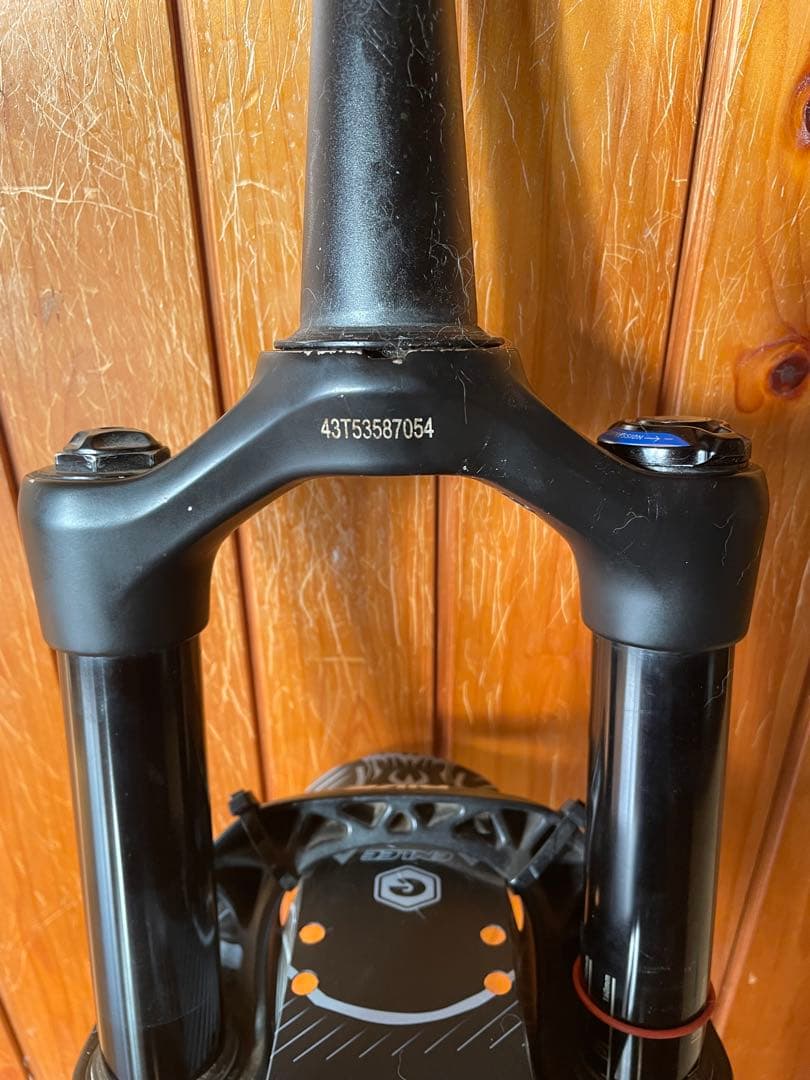 パーツ rock shox pike