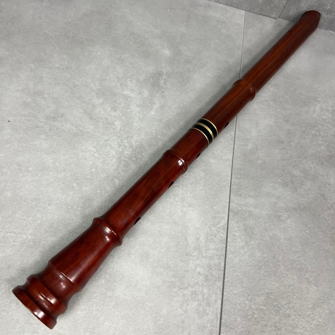 蝴蝶宝　尺八　琴古流　唄口バチ型　2尺 木製　直管　節あり　印あり　金色三線