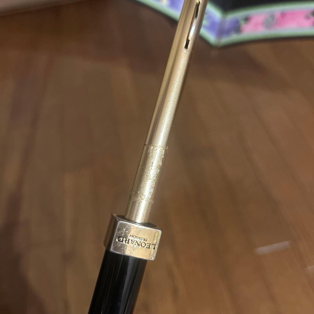 REONARD レオナール　花柄　文字ロゴいり　晴雨兼用長傘　かさ