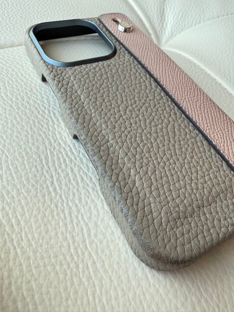 ゆ*た様 ボナベンチュラ iPhone 16 Pro ケース ストラップ